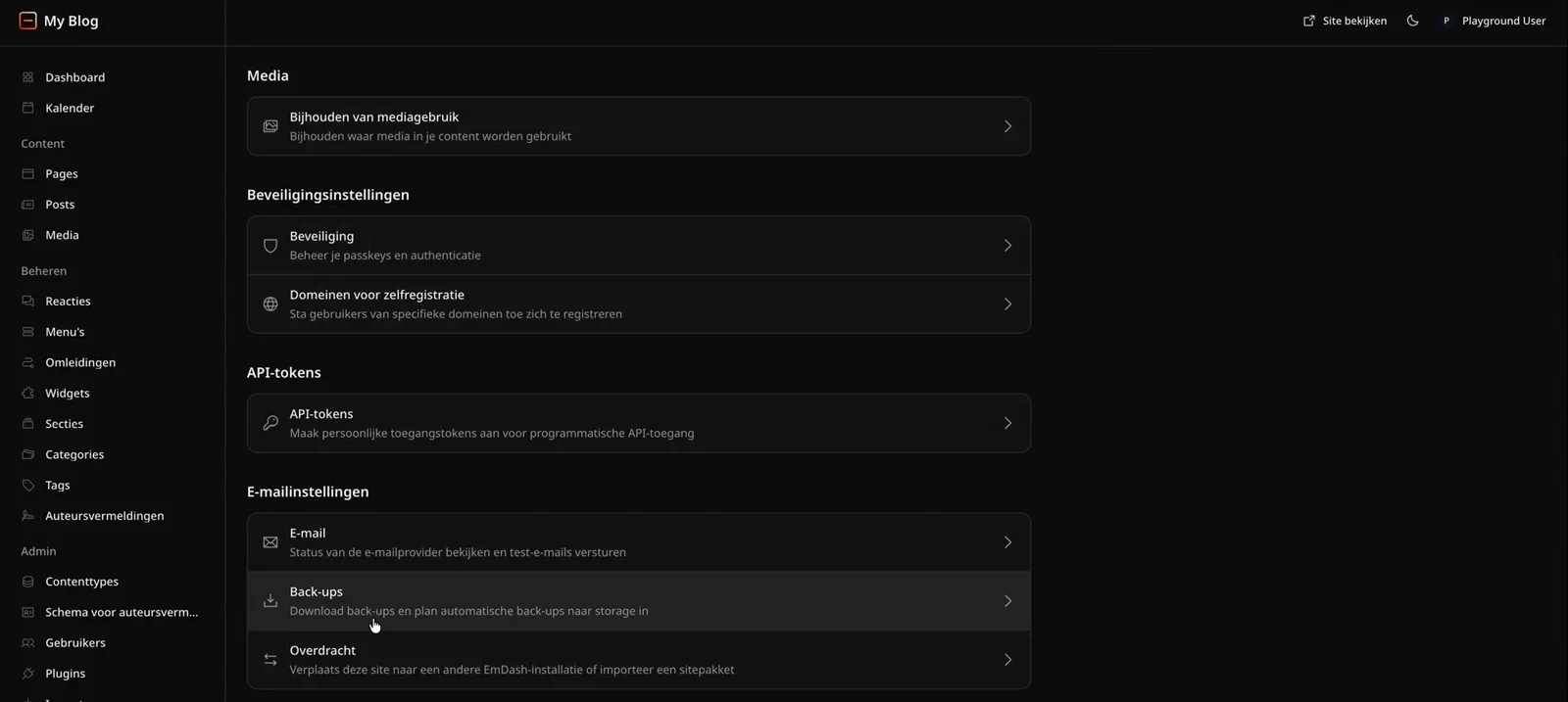 EmDash: beveiligingsinstellingen, e-mail en back-ups.
